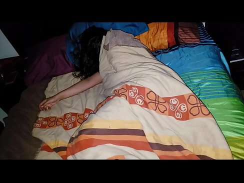 ❤️ Stiefseun berispe sy jong stiefma terwyl sy slaap. ❤️❌ Superpornografie by ons ﹏